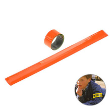 Reflektierendes klackarmband - Topgiving