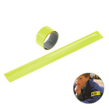 Reflektierendes klackarmband - Topgiving
