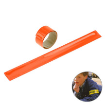 Reflektierendes klackarmband - Topgiving