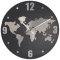 Wanduhr aus aluminium mit weltkarte in hintergrund - Topgiving